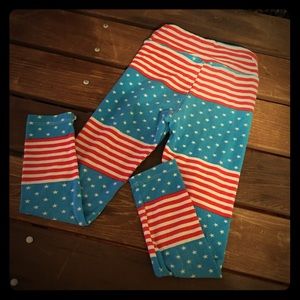 American Flag LuLaRoe leggings soft! 🍍🌸🍍